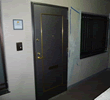玄関ドア交換（カバー工法）の写真です